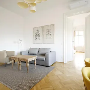Апартаменты Heymi Opernring, Вена
