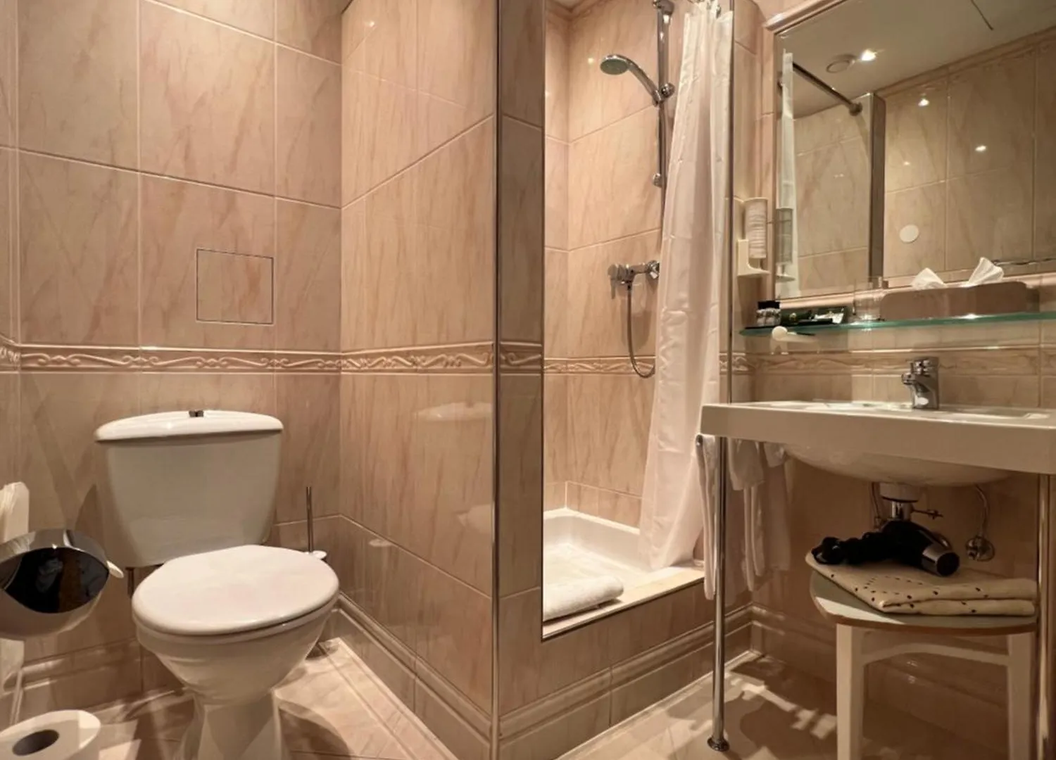 Hotel Koenig Von Ungarn Vienna 4*,  Austria