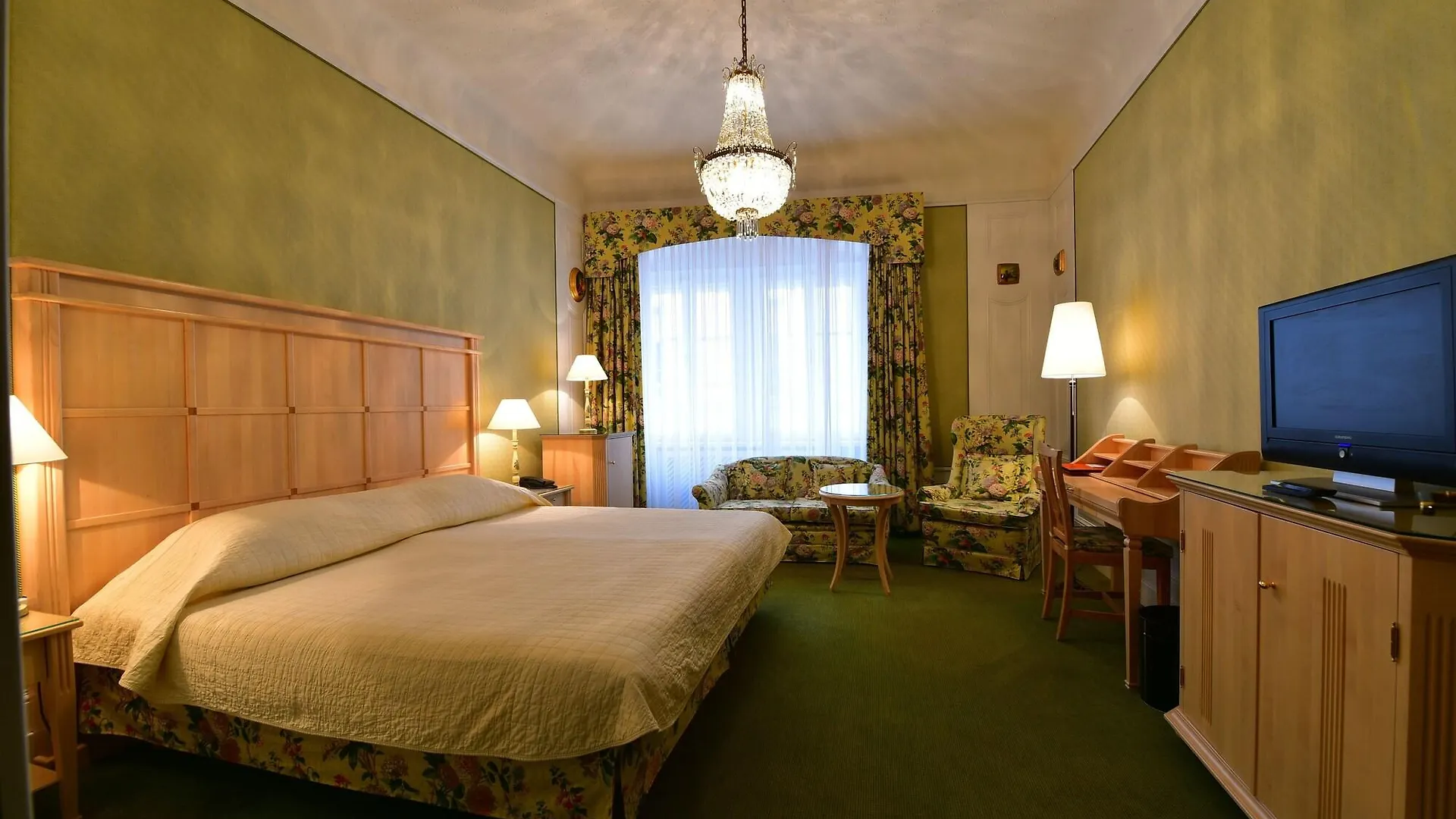 ****  Hotel Koenig Von Ungarn Vienna Austria